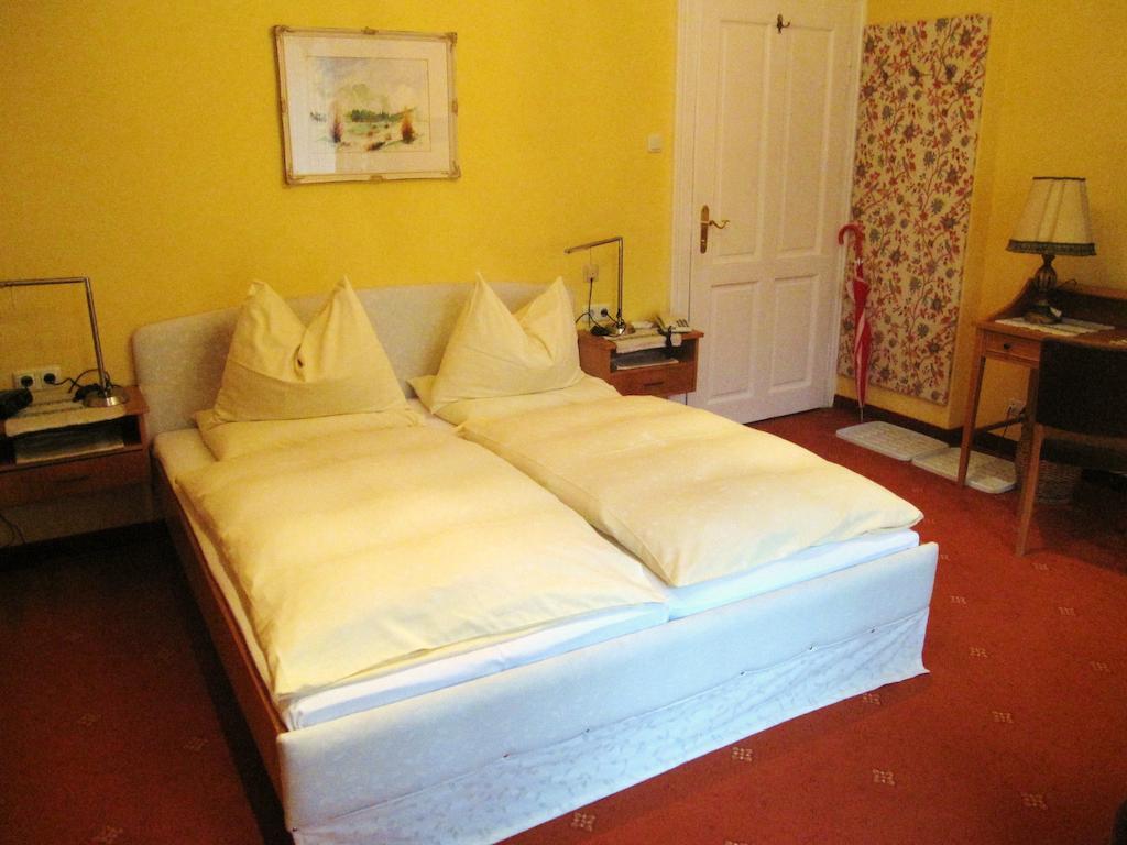 Kur- Und Gastehaus Villa Anna Bad Hofgastein Chambre photo